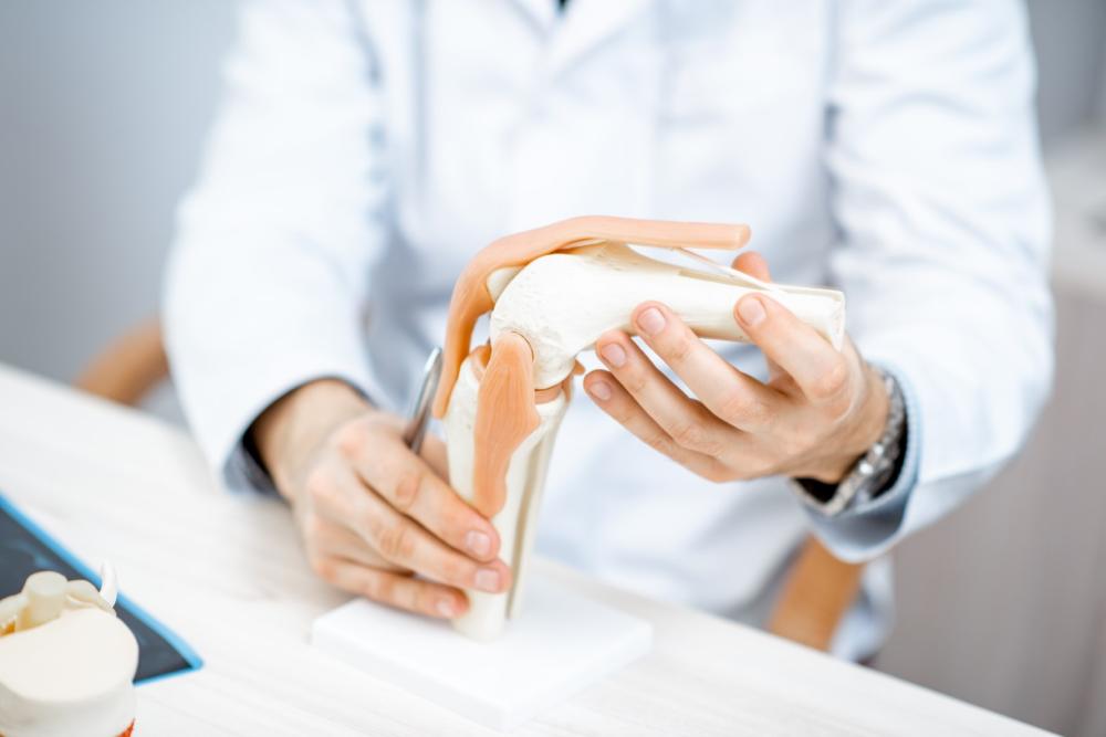 Consultation médicale à propos du genou
